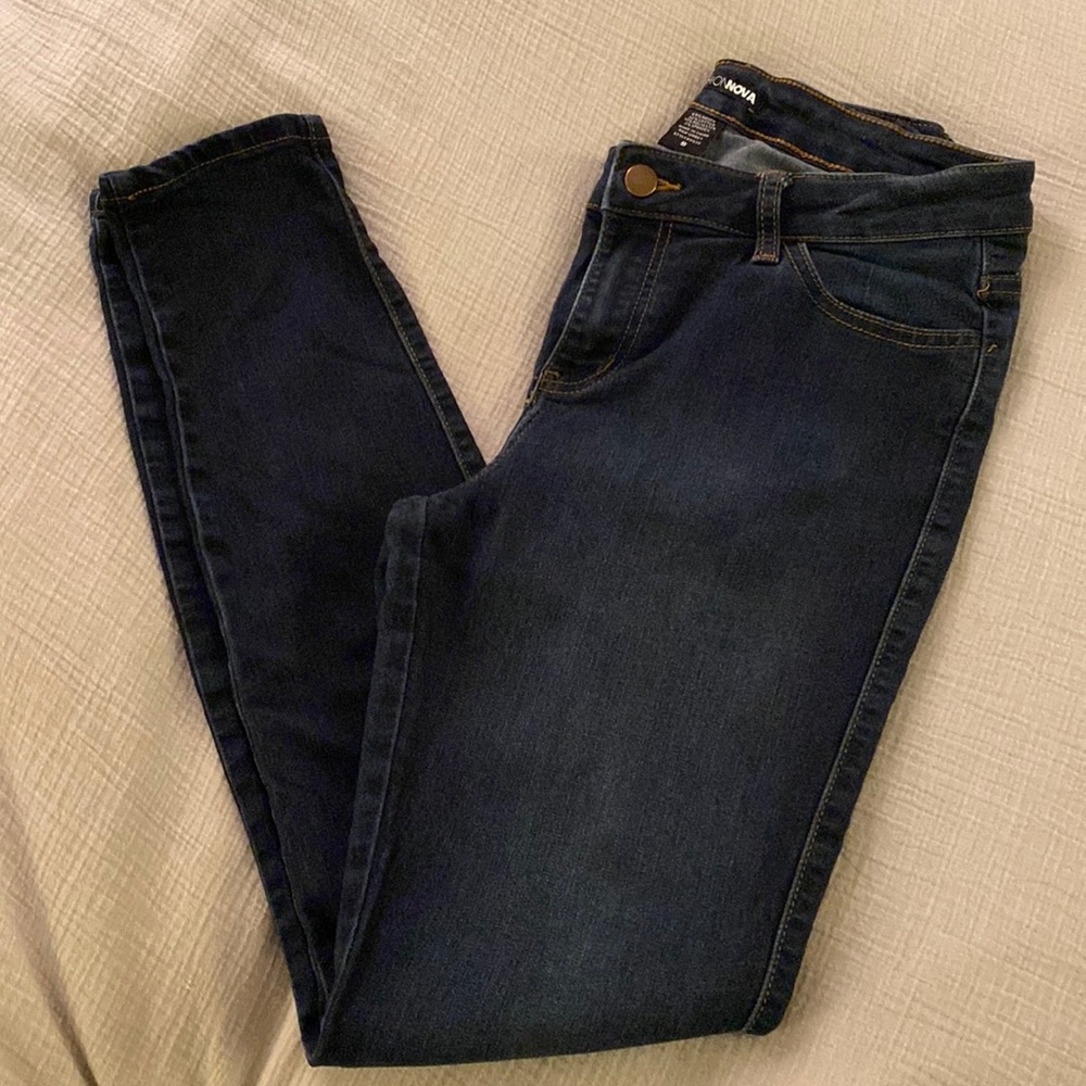 Mid Rise Skinny Jean - Dark Blue Wash - Size 9 (W 28)